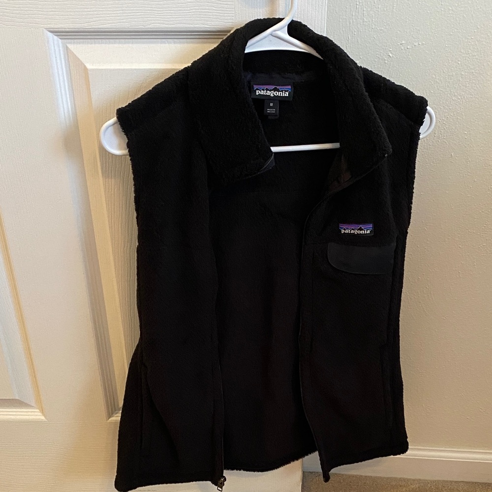 Patagonia Women’s Black Fleece Vest Size Medium